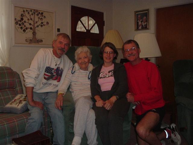 photos 044 (Small).jpg